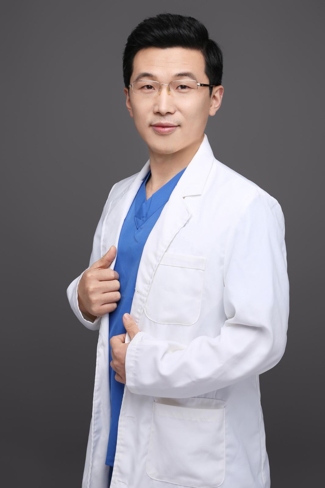 刘定斌 齐白雅口腔总院长 浦东周浦种植牙专家